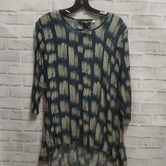 Apny top   - Picture 1 of 3